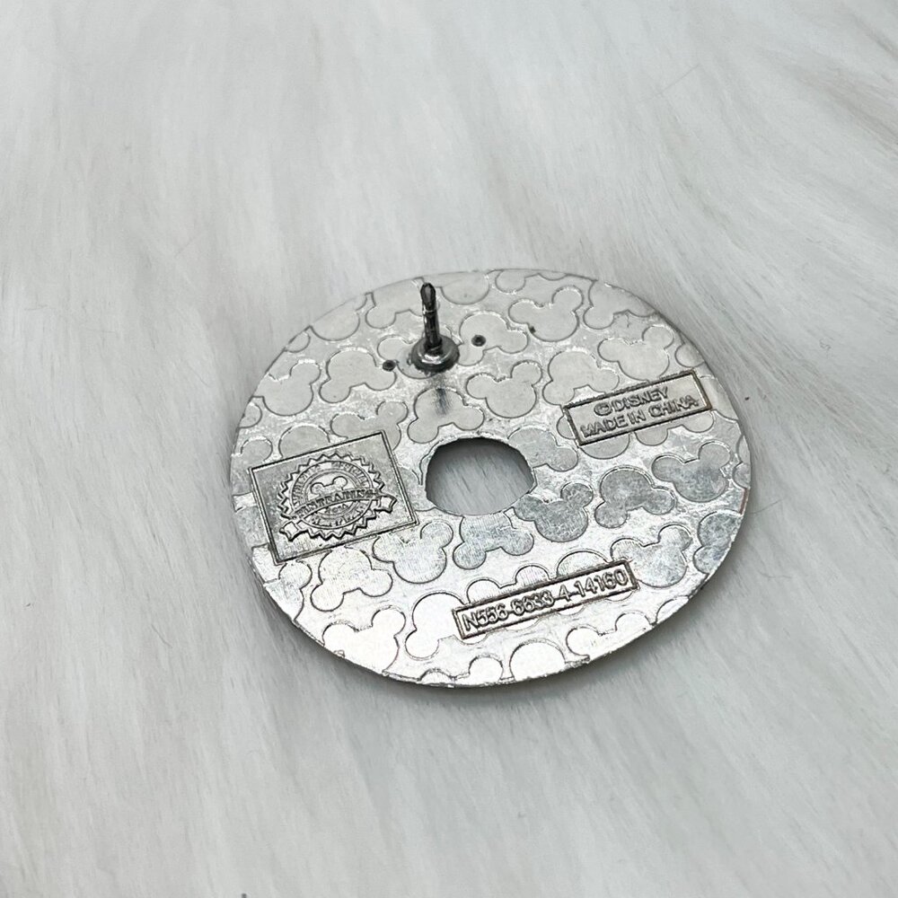 🔮 5/$25 Disney‎ Pluto Donut Pin - Picture 3 of 3